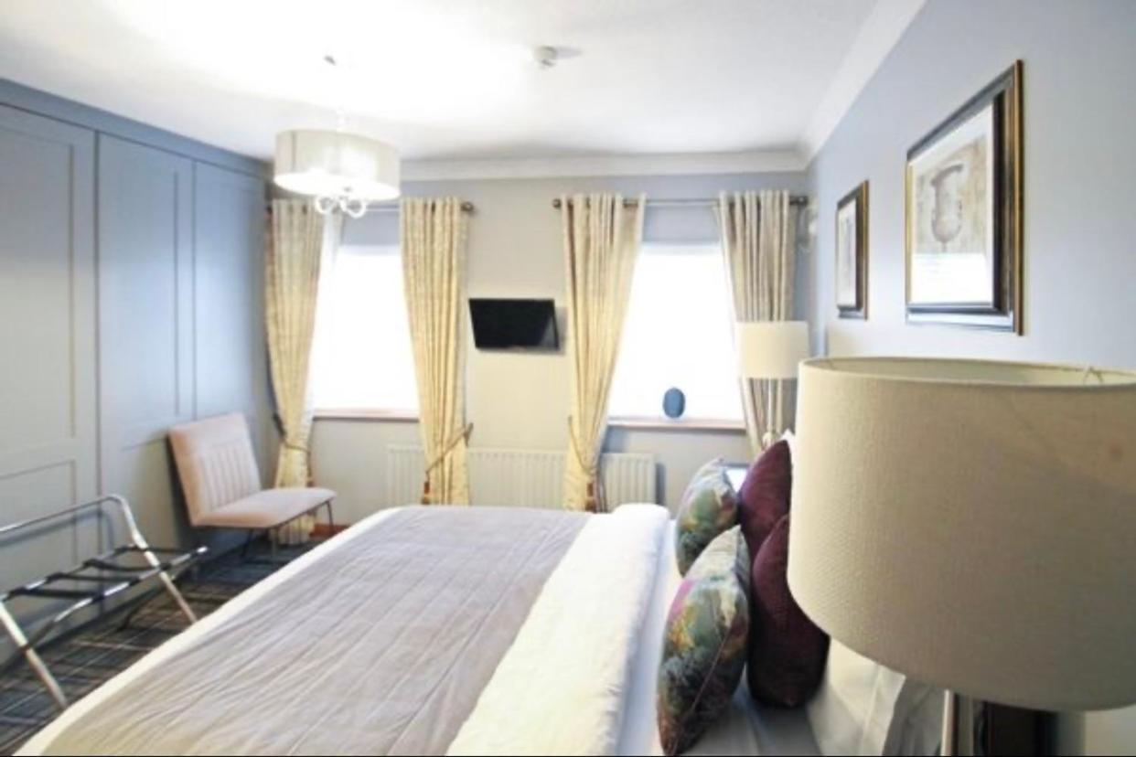Almara House Bed and Breakfast Galway Eksteriør billede