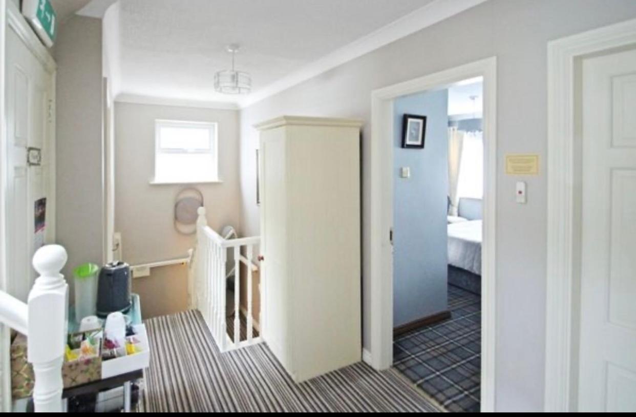 Almara House Bed and Breakfast Galway Eksteriør billede